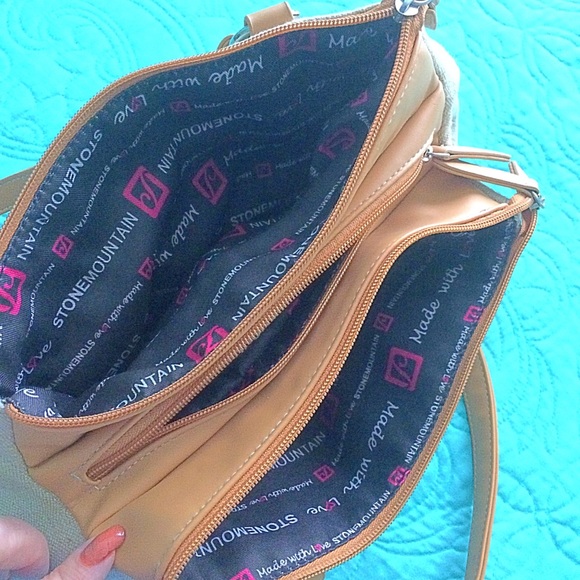 Stone Mountain Navy Beige Canvas Faux Leather Bag - Picture 7 of 8